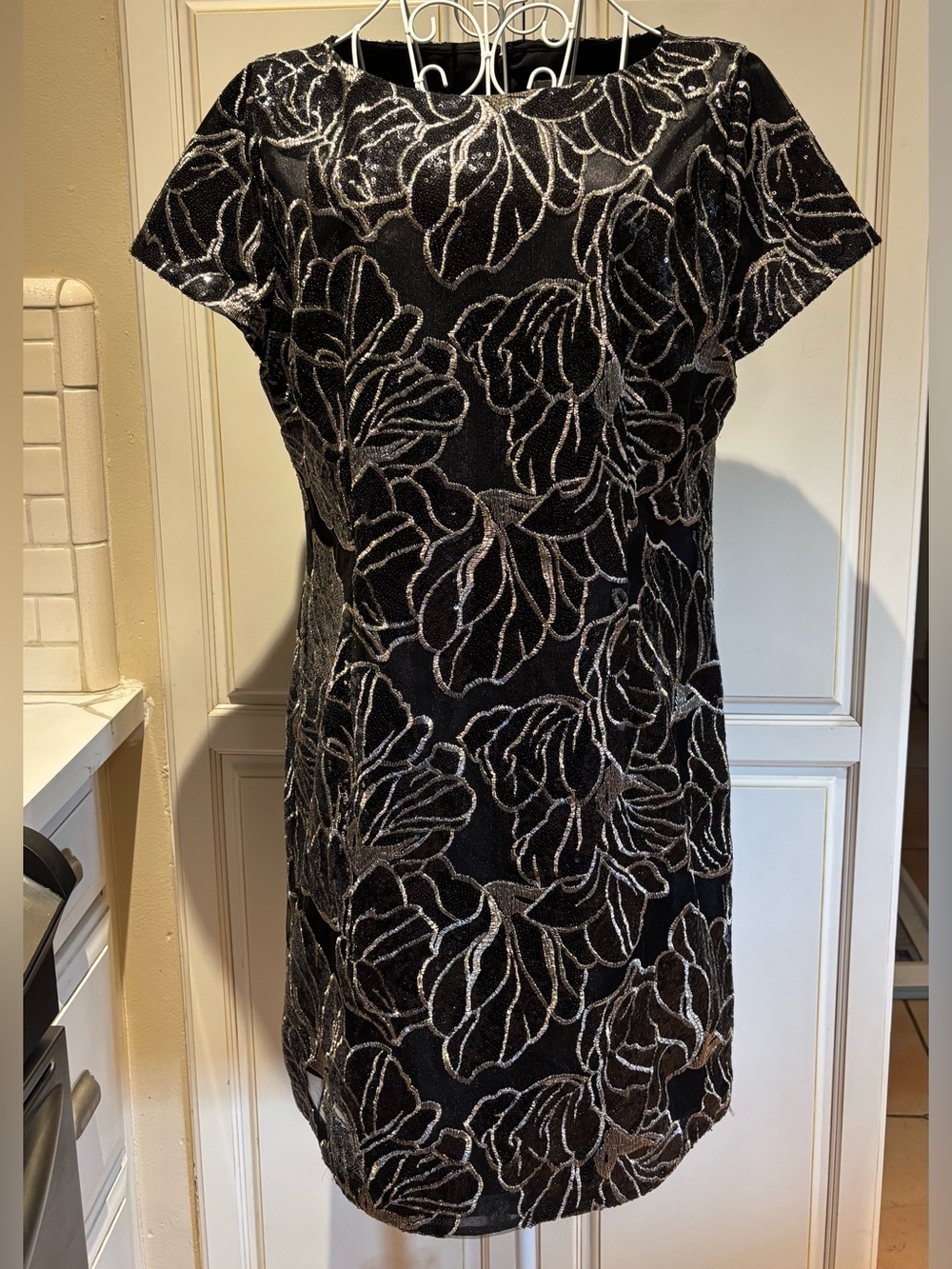 Tahari dress size 12